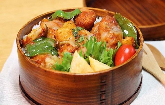 鶏ささみ野菜巻ミートソース